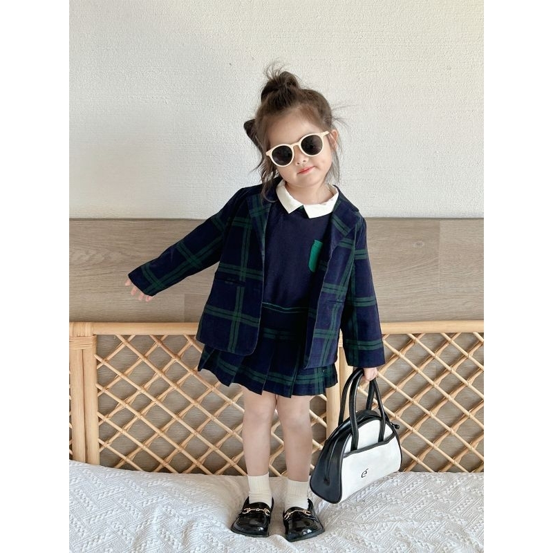 Bộ đồ vest bé gái áo khoác váy xếp ly hot trend Quảng Châu phong cách hàn quốc 2 chi tiết
