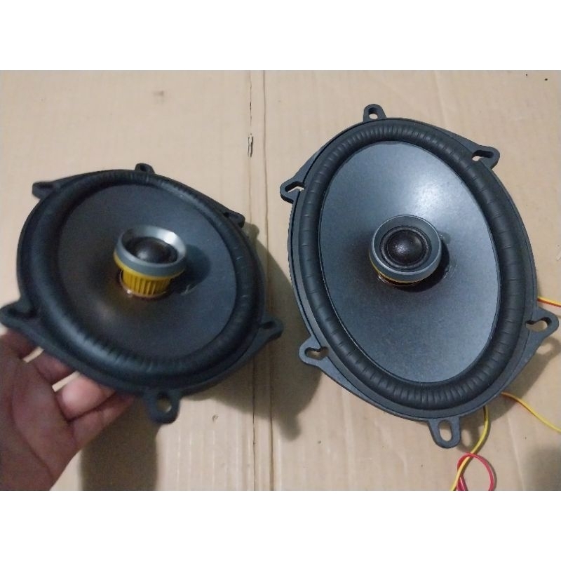 LOA SONY HỘT XOÀI BẦU DỤC 6X8INCH CHO CÁC DÒNG XE FORD TRANSIT VÀ CAMRY BÃI ĐẸP CÒN RẤT ĐẸP CÒN MỚI 90%
