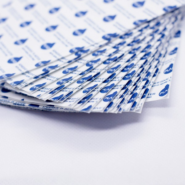 Băng cá nhân Young Ace-band 7,2cm x 1.8cm trong suốt hộp 100 cái