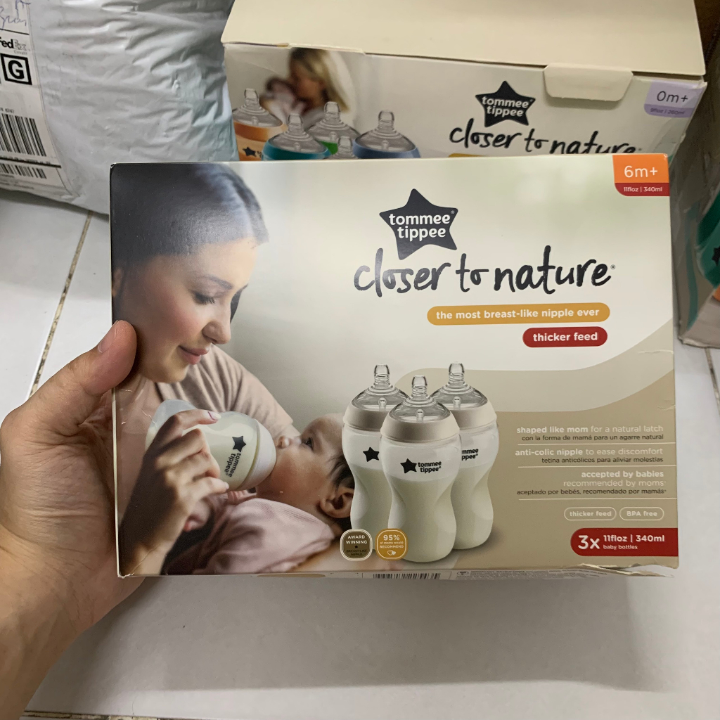 Bình sữa Tommee Tippee Closer to Nature 260ml-340ML - đủ màu - hàng MỸ