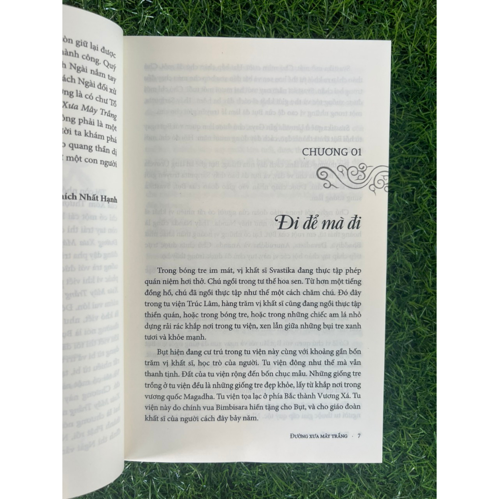 Sách Đường Xưa Mây Trắng