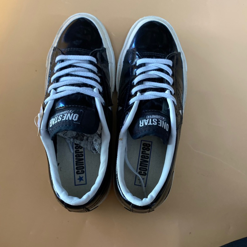 Giày chính hãng đã qua sử dụng