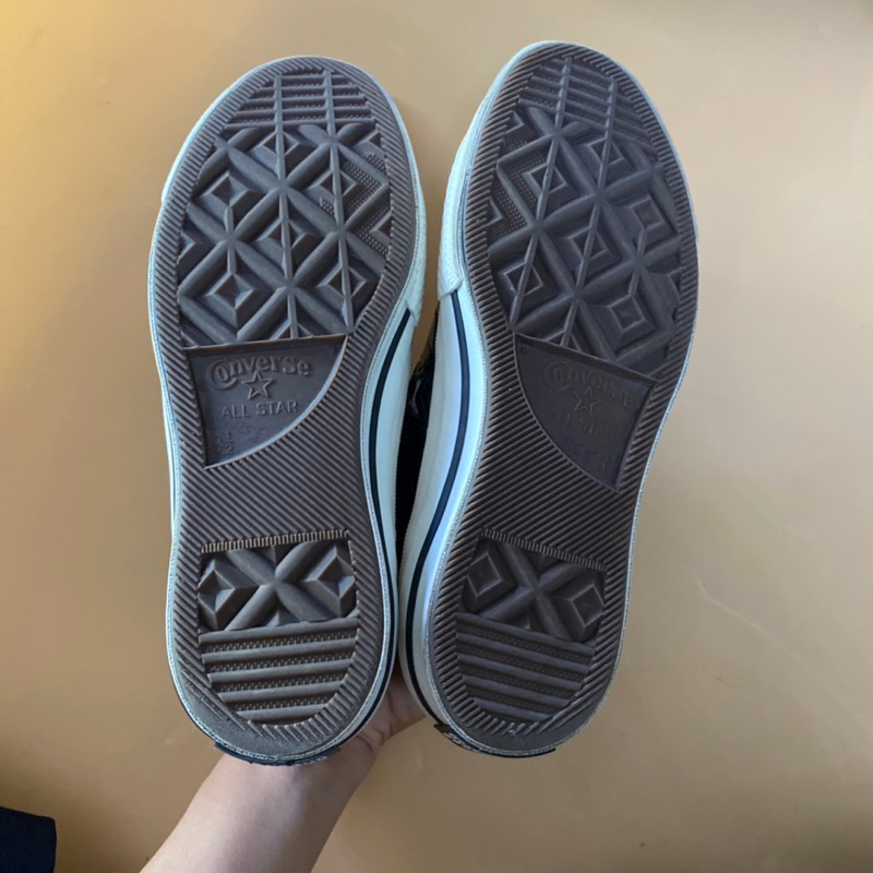 Giày chính hãng đã qua sử dụng