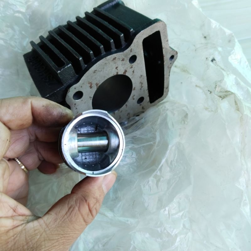 nòng+bích tông+bạc xe 50cc