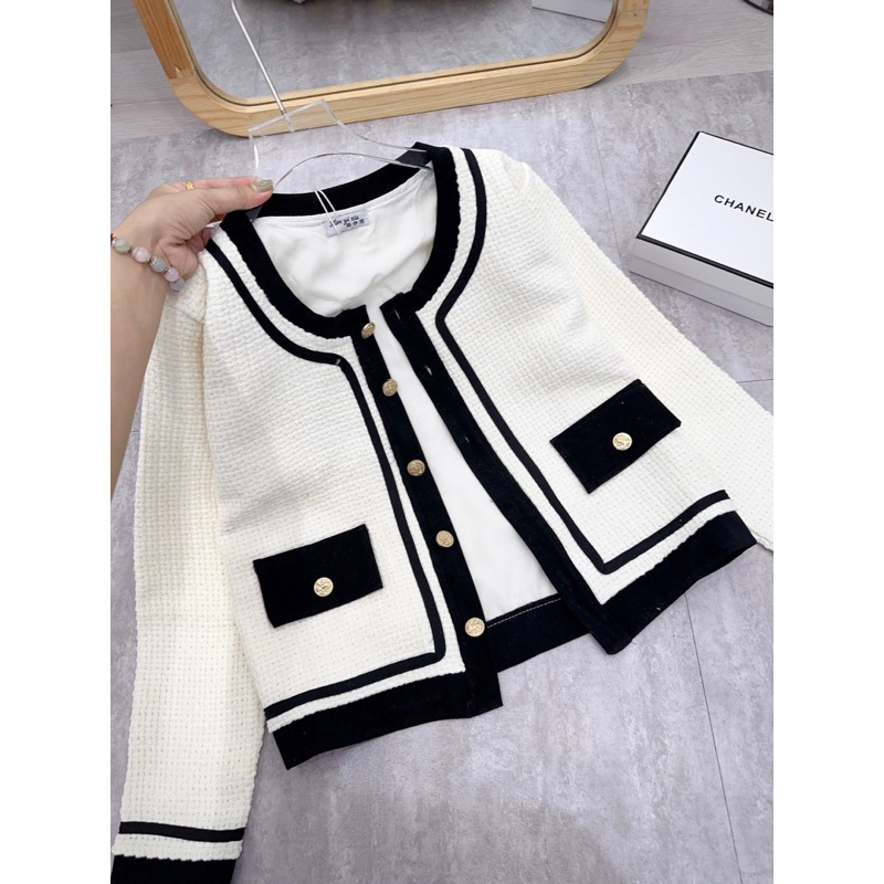 ÁO KHOÁC DẠ TRẮNG VIỀN PHỐI ĐEN