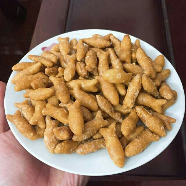 500Gr Bánh quẩy cá phủ đường, ăn vặt tuổi thơ ăn cùng Bà Kim AVBAKI