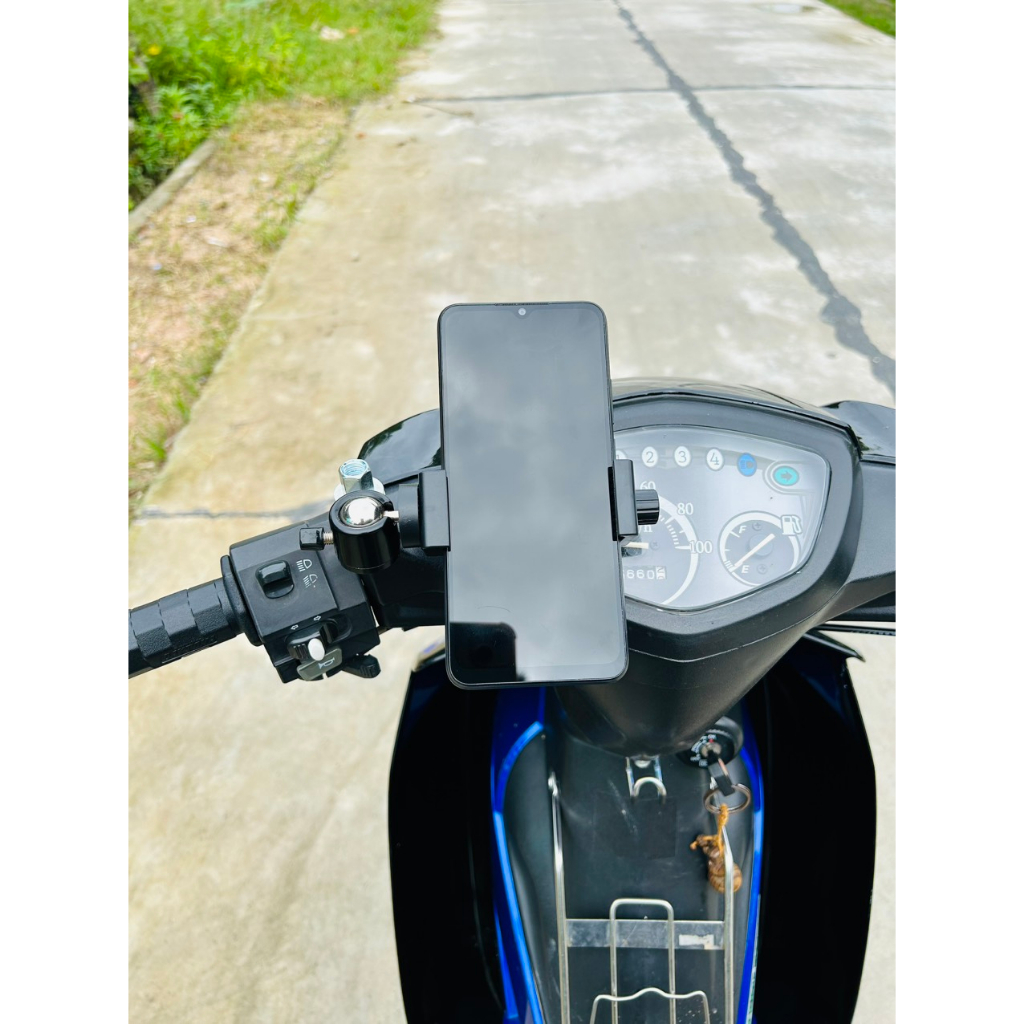 Kẹp Điện Thoại Xe Máy Mẫu Mới TẶNG ỐC NÂNG CHÂN GƯƠNG