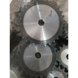 Nhông 35b. bánh răng 35b. đĩa xích. nhông có gù 1 bên