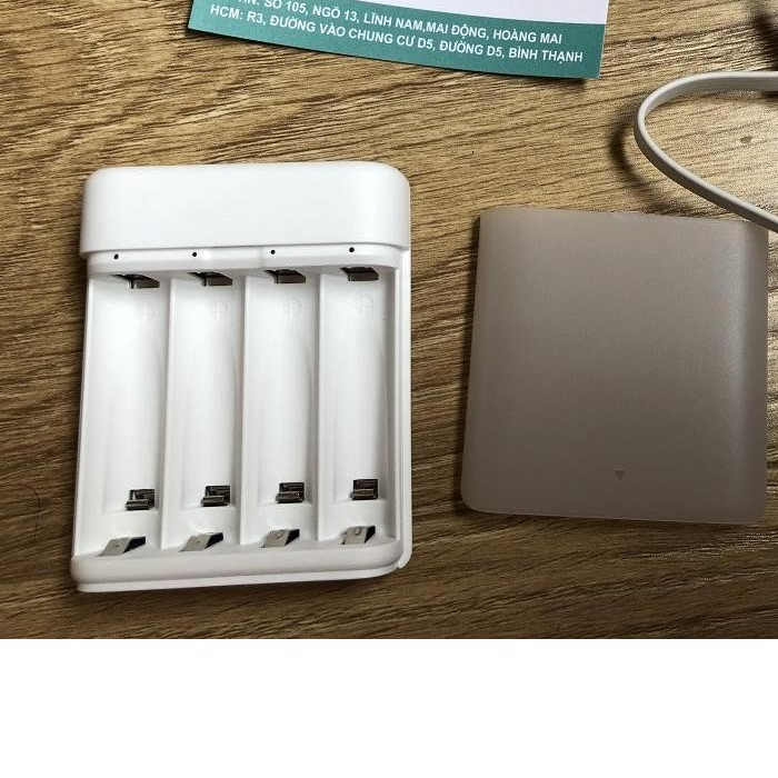 Bộ Sạc Pin AA - AAA XM ZMI PB401 Dùng Cho Pin Zi5/Zi7 BH3