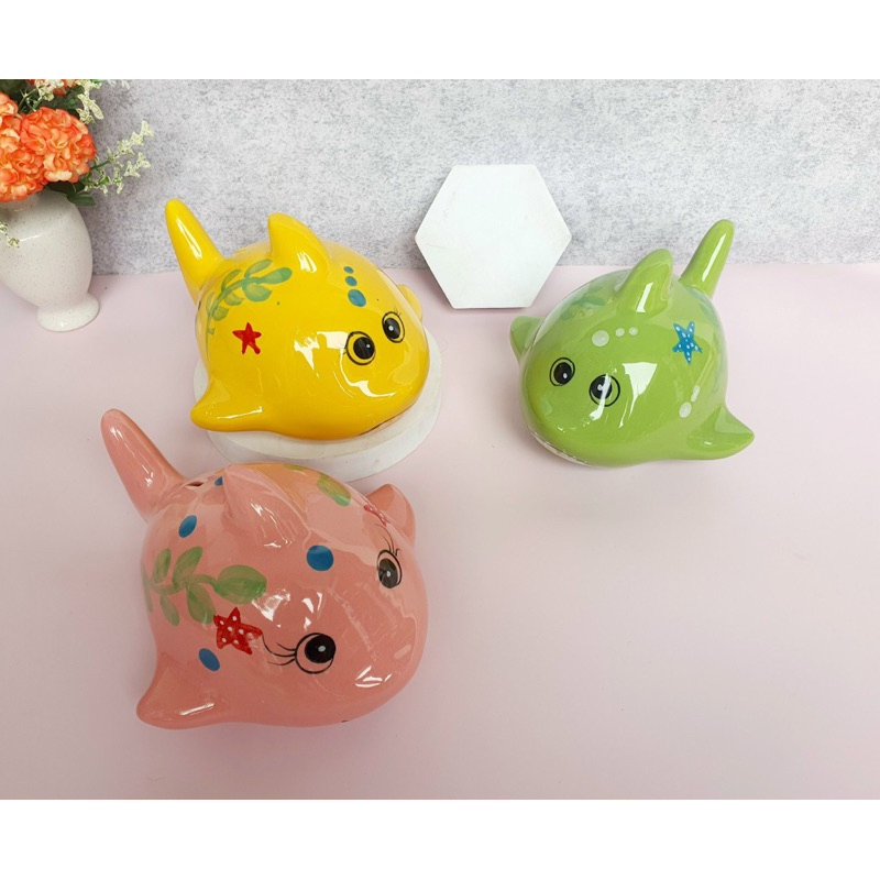 Ống sứ tiết kiệm Cá Mập Baby Shark gốm sứ Bát Tràng