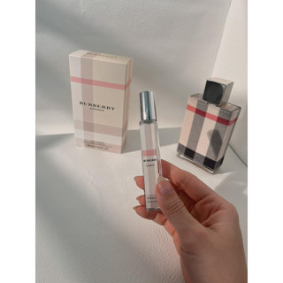 nước hoa nữ 𝘽𝙪𝙧𝙗𝙚𝙧𝙧𝙮 𝙇𝙤𝙣𝙙𝙤𝙣 𝙛𝙤𝙧 𝙒𝙤𝙢𝙚𝙣 ( mẫu chiết 10ml )