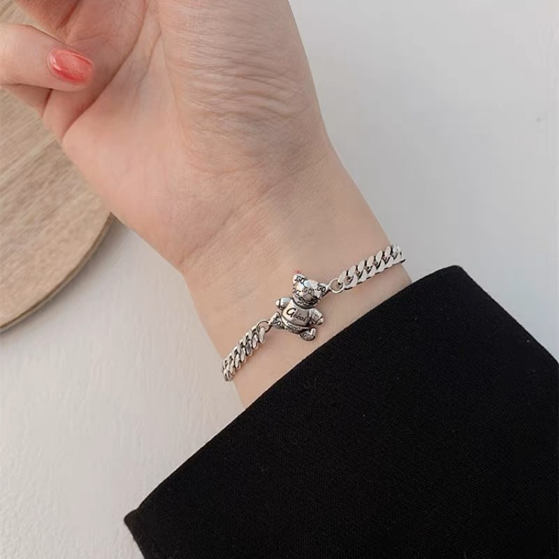 Vòng tay gấu GC  dành cho cả nam và nữ