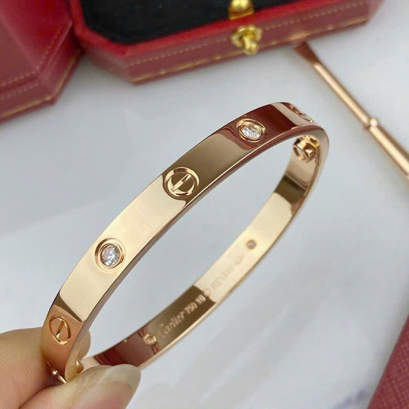 Vòng tay titan Car bảng vít