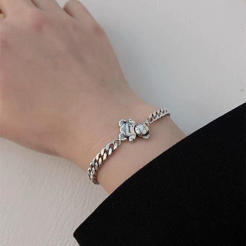 Vòng tay gấu GC  dành cho cả nam và nữ