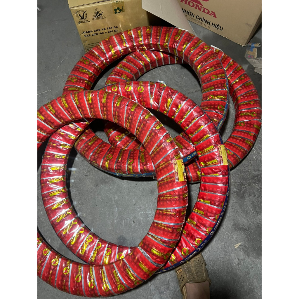 Lốp  CASUMINA 300-19  có dùng ruột