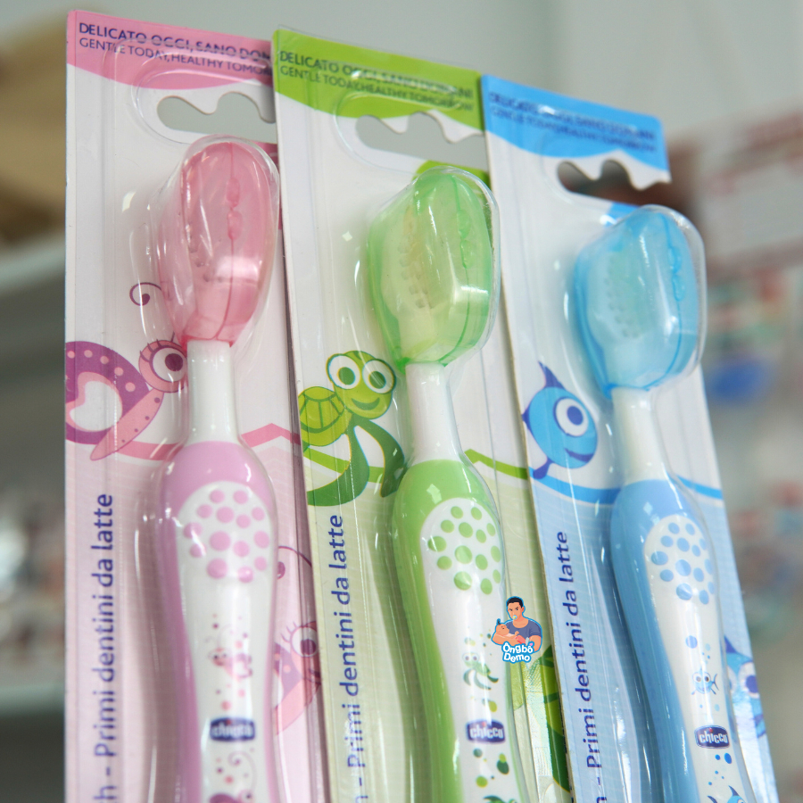 Kem đánh răng, Bàn chải đánh răng Chicco - ongbodemo