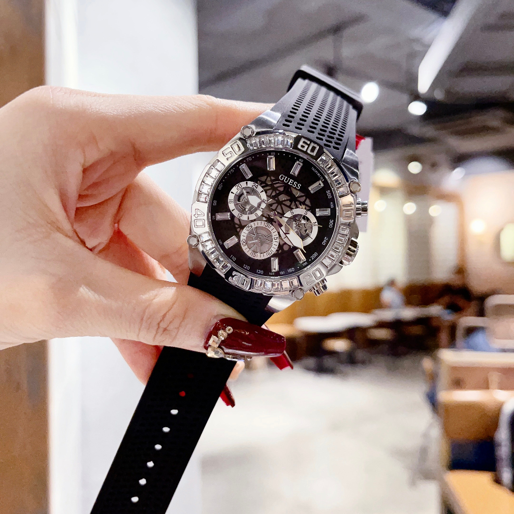 Đồng Hồ Nam Guess GW0333G1 Đính Đá - Vỏ Bạc - Dây Silicon - Size 46mm