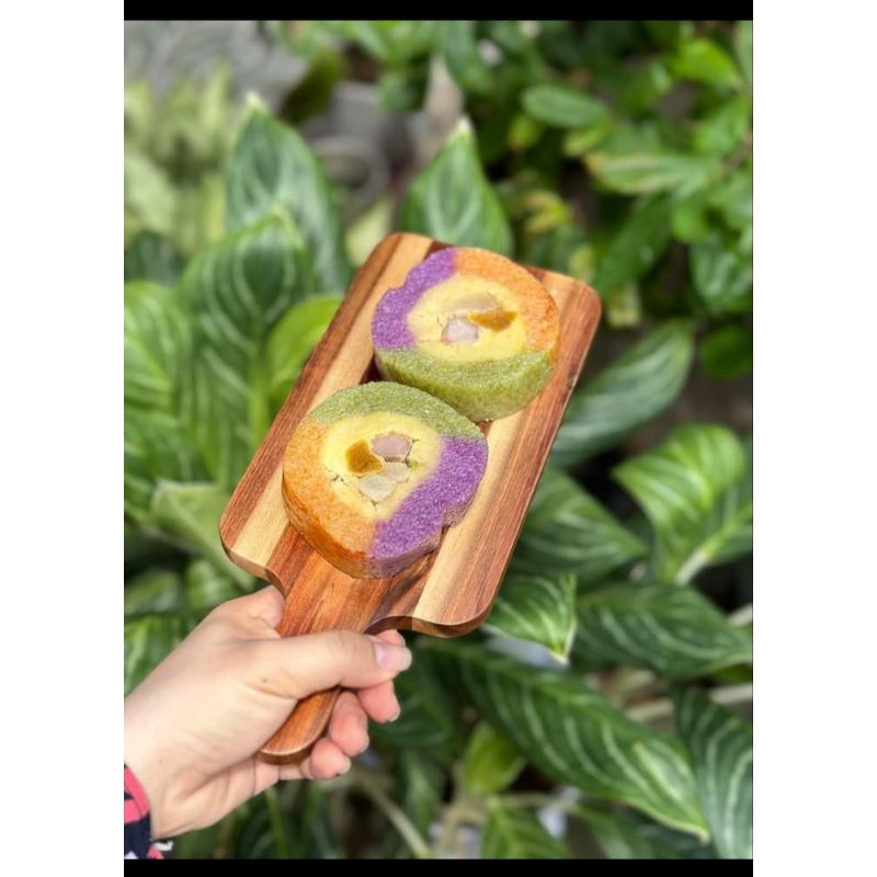 Bánh Tét Trà Cuôn 3 Màu Đòn 1,2kg1,5kg