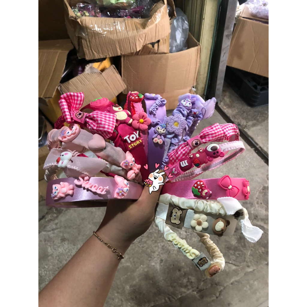 Set 3 Băng đô cài tóc/bờm tóc cho bé hoạt hình gấu dâu Lotso bọc vải caro phong cách Hàn Quốc xinh xắn
