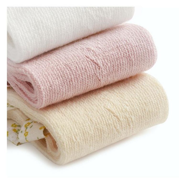 QUẦN TẤT XUẤT HÀN ĐÍNH NƠ BÉ GÁI