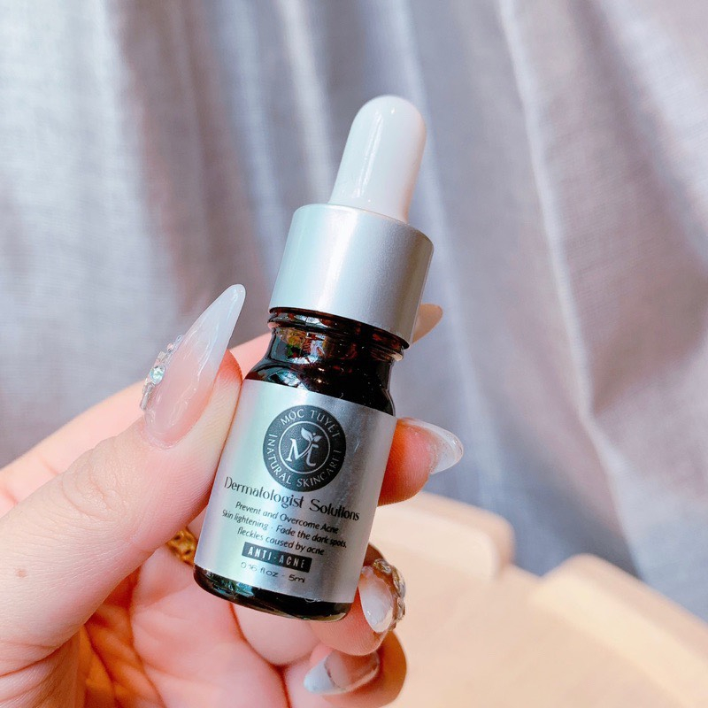 Serum huyết thanh giảm mụn mờ thâm và dưỡng trắng da mặt, se khít lỗ chân lông và làm đẹp da