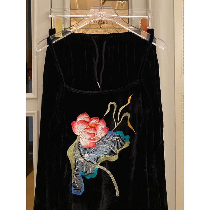 Set bộ nhung the áo hai dây thêu hoa ngực