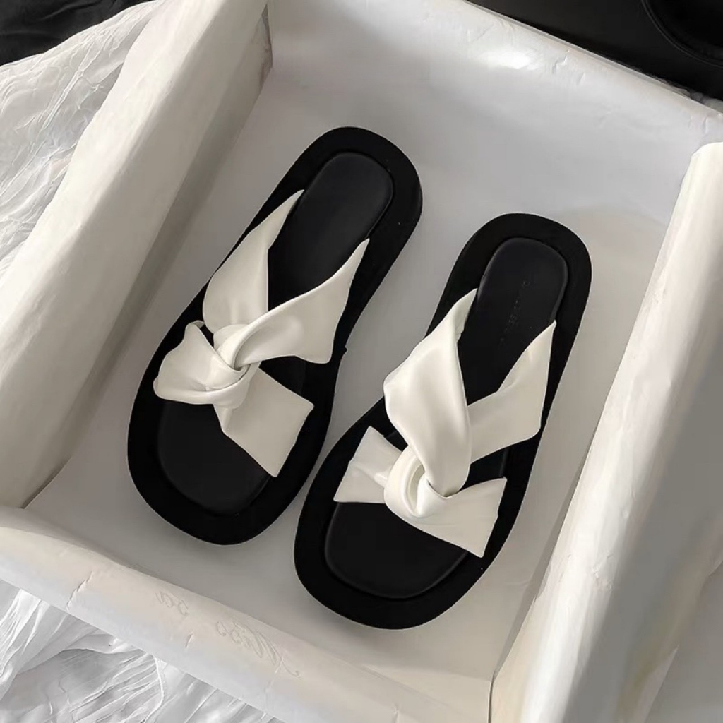 Dép bánh mì nữ quai xoắn phong cách ulzzang xinh xắn