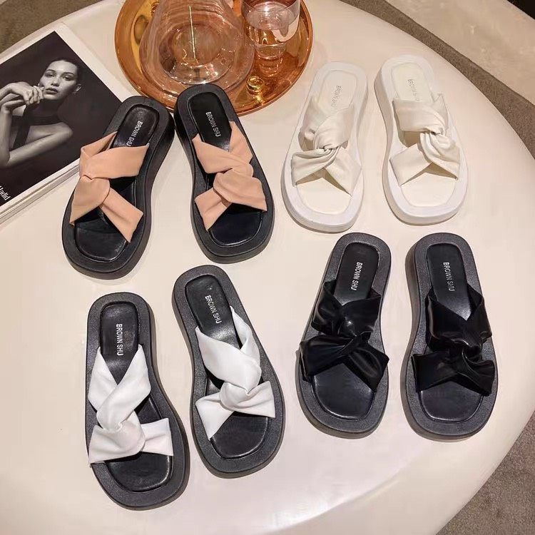 Dép bánh mì nữ quai xoắn phong cách ulzzang xinh xắn