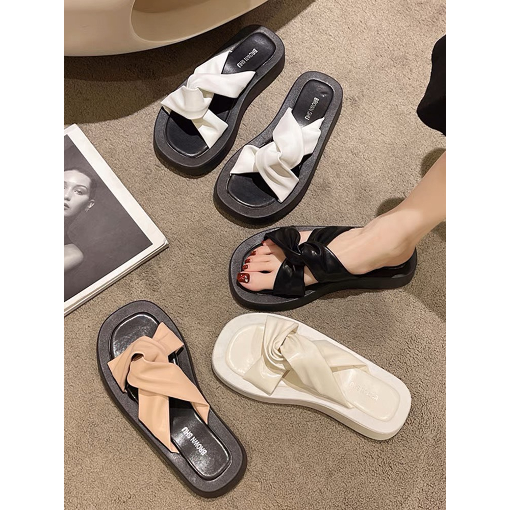 Dép bánh mì nữ quai xoắn phong cách ulzzang xinh xắn