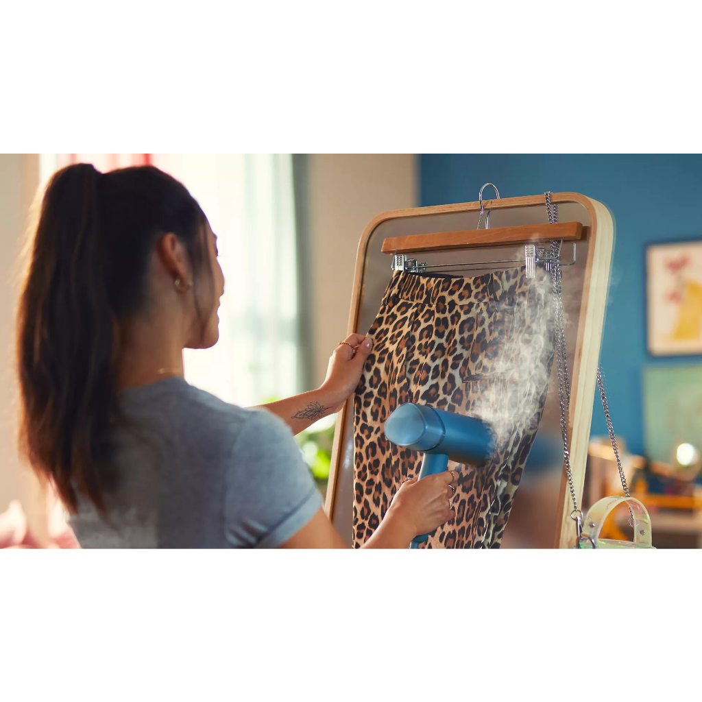 Bàn là hơi nước, bàn ủi hơi nước cầm tay philips STH3000/20 công suất 1000W nội địa Đức Germanysnt 20012