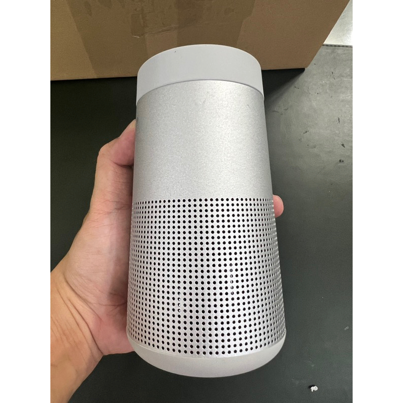 Loa di động Bose soundlink revolve - read