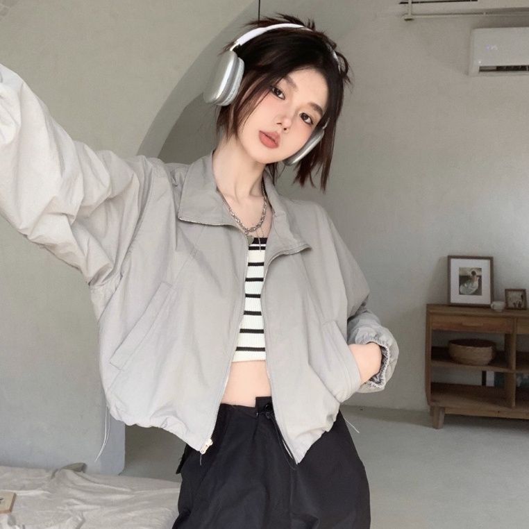 Áo khoác croptop gió dù nữ túi xỏ chất gió nhăn 2 lớp bên trong lót gió lụa thiết kế dây đai đuôi áo