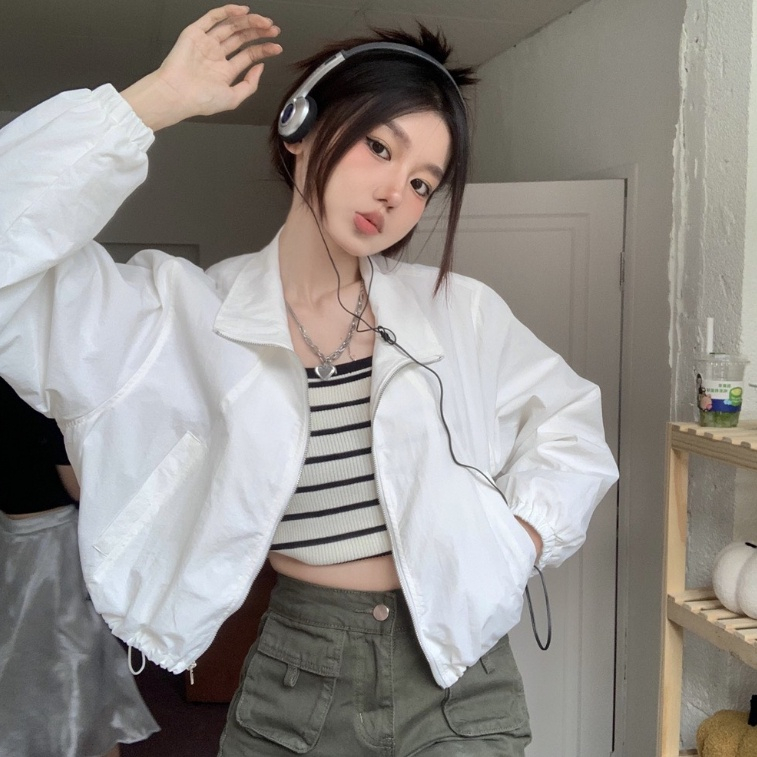 Áo khoác croptop gió dù nữ túi xỏ chất gió nhăn 2 lớp bên trong lót gió lụa thiết kế dây đai đuôi áo