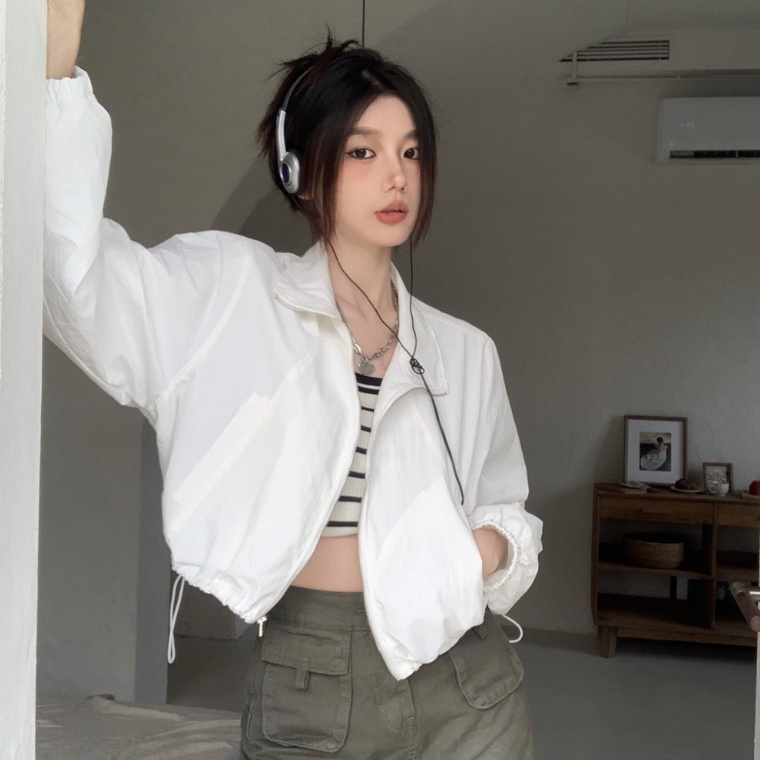 Áo khoác croptop gió dù nữ túi xỏ chất gió nhăn 2 lớp bên trong lót gió lụa thiết kế dây đai đuôi áo