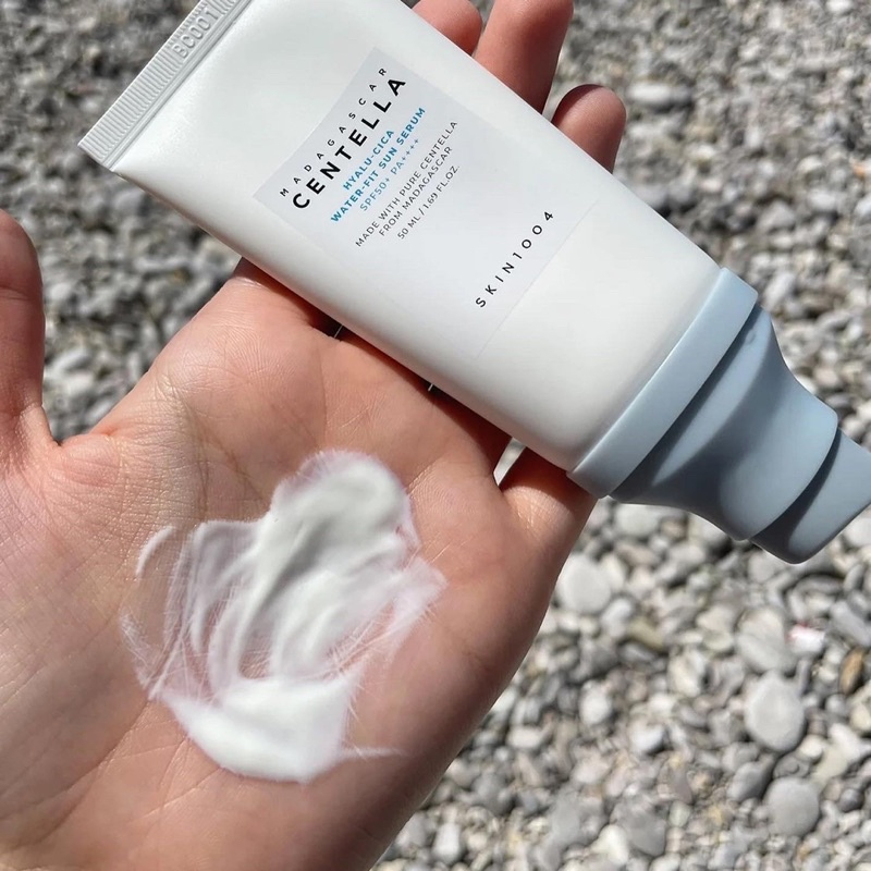 Tinh Chất Chống Nắng Skin1004 Madagascar Centella Hyalu-cica Water-fit Sun Serum SPF50+ PA++++ 50ml