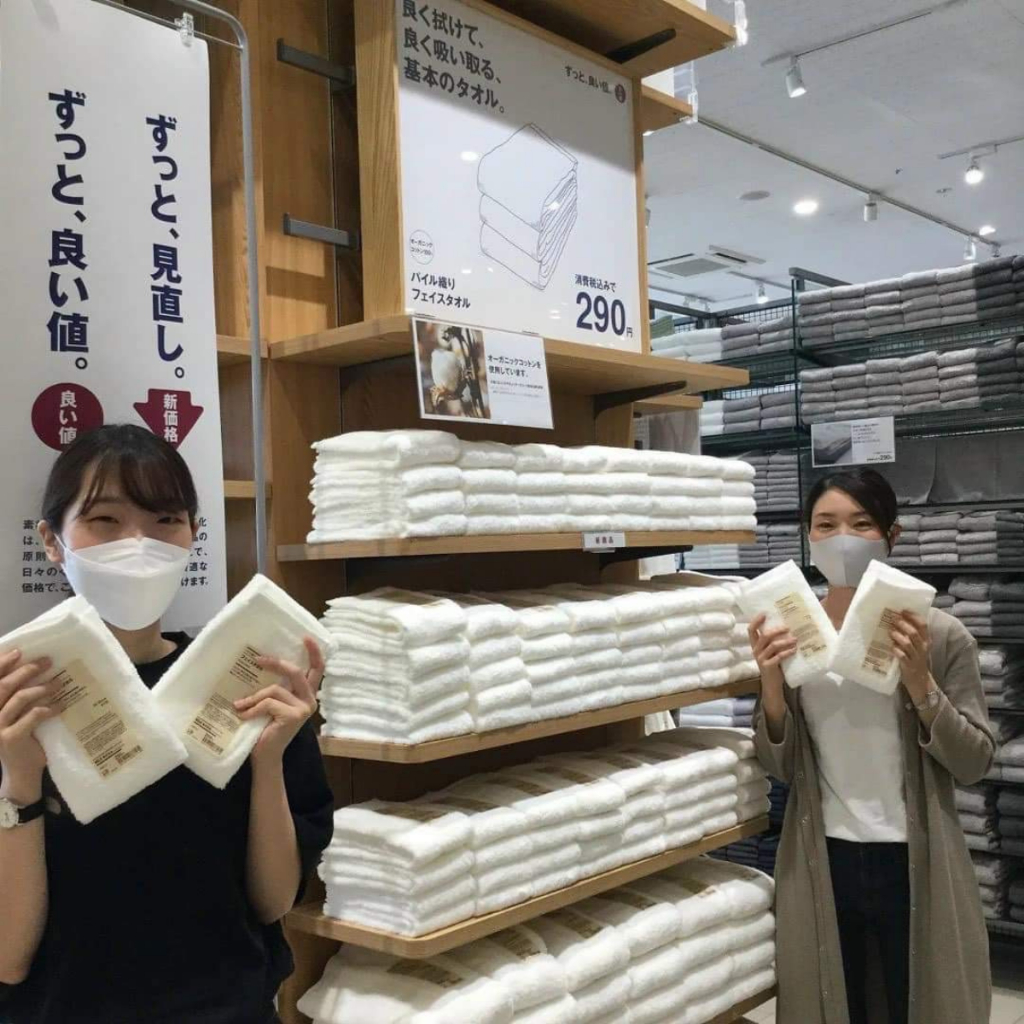 Khăn mặt vuông trắng MJ 34x34cm,40g, cotton 100%, thấm hút nước