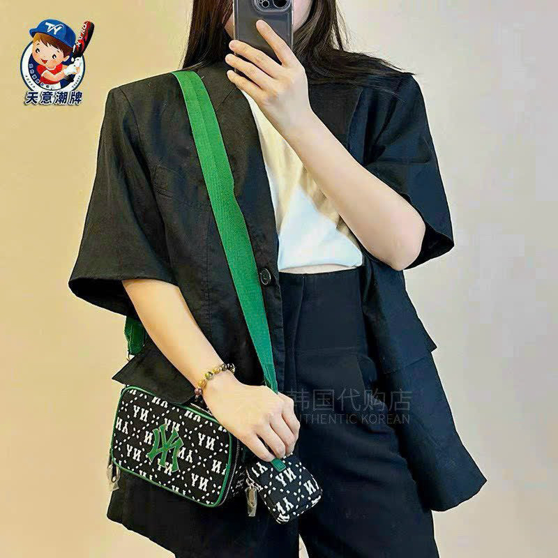 TÚI XÁCH VÀ  COMBO MLBB NYY 2IN1