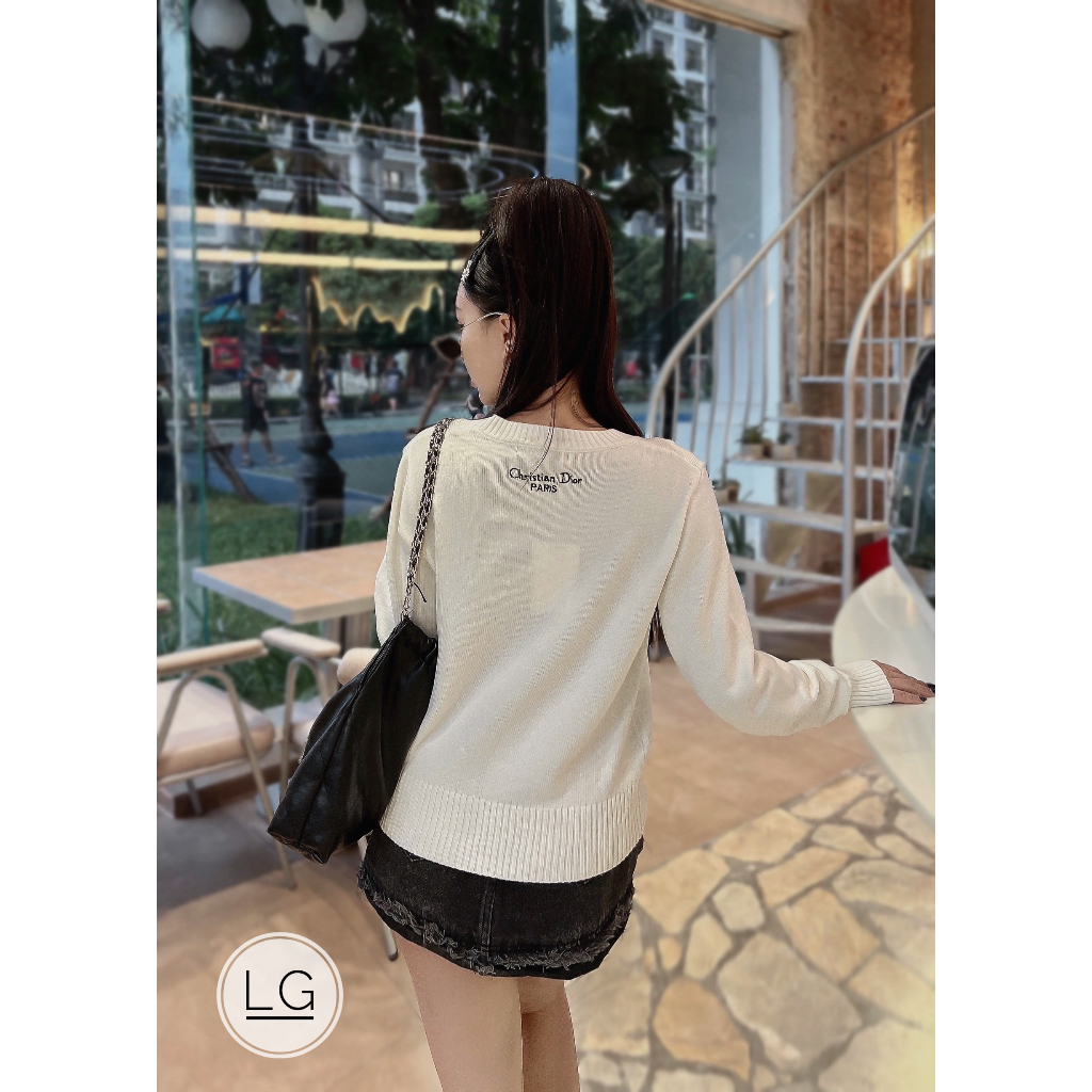 Áo len DI Or thêu QCCC