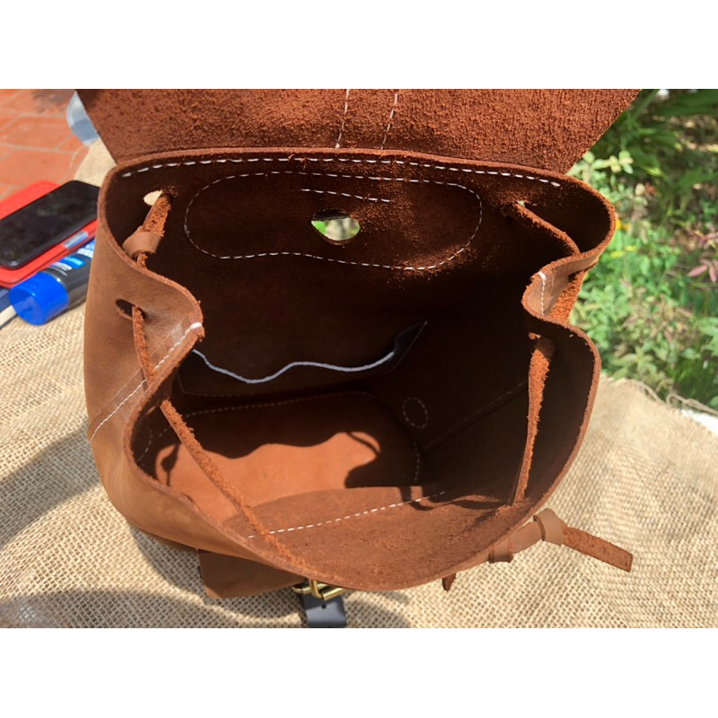 Balo da bò sáp thổ khâu tay thủ công, handmade từ da bò thật kích thước 30x20x10
