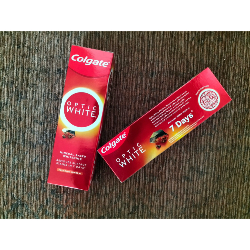 Kem Đánh Răng Colgate Optic White Volcanic Mineral 100g