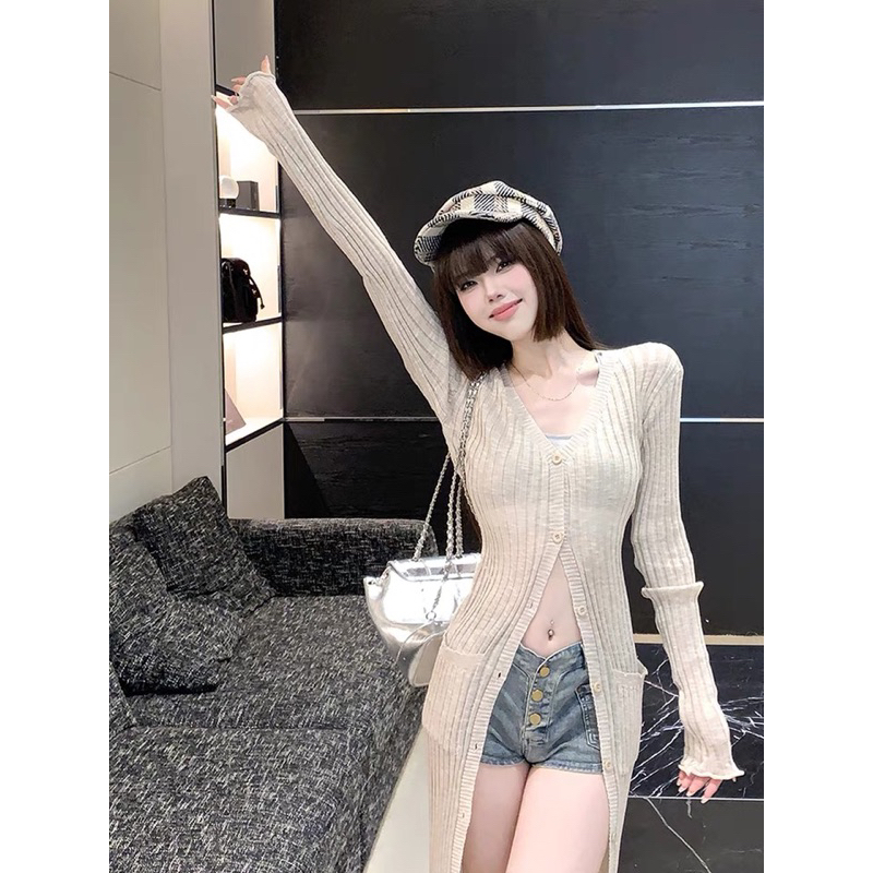 Áo váy dáng dài mặc được 2 kiểu vải len mỏng