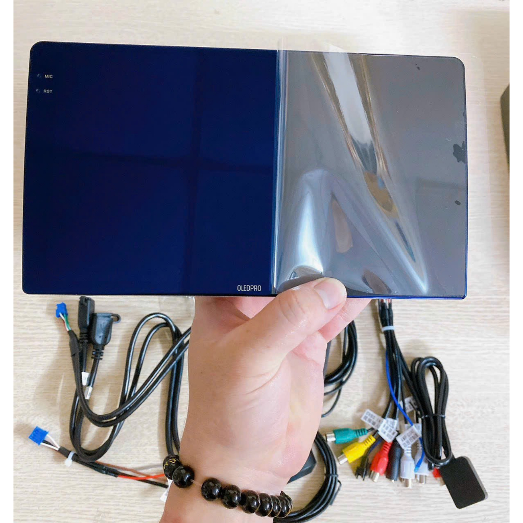 Màn Androi OLEDPRO ULTRA 2K - Đỉnh Cao Chất Lượng Màn Hình Giải Trí