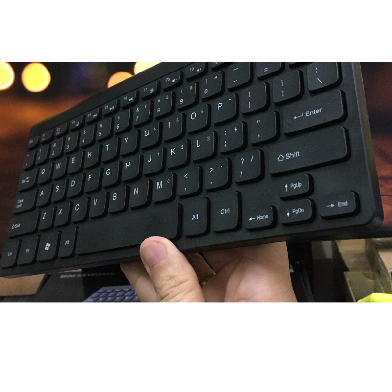 BÀN PHÍM MINI XYD-918 MÀU ĐEN SIÊU NHỎ GỌN SỬ DỤNG CHO MÁY TÍNH CÓ THỂ MANG ĐI MỌI NƠI-JL
