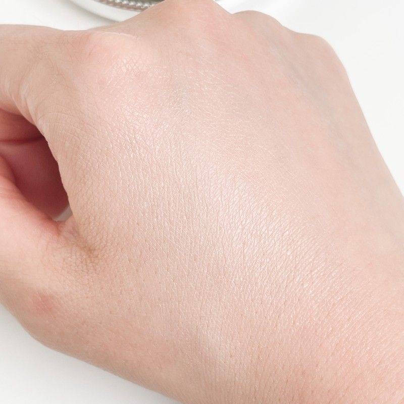 Cushion Whoo Trắng - bản bán chạy nhất của dòng phấn nước Đông Y Hoàng Cung.