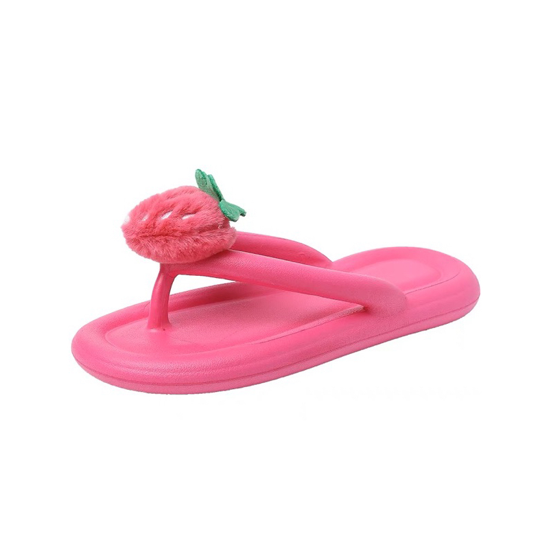 Dép kẹp gấu dâu hotrend đang làm mưa làm gió dép tông gấu dâu