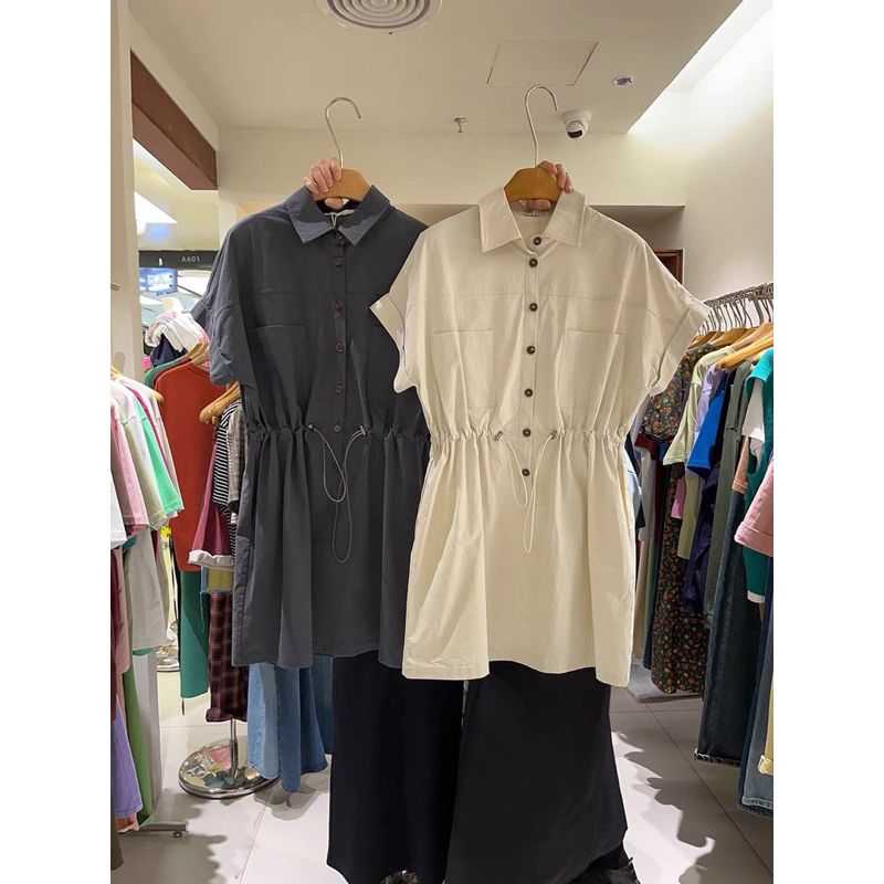 Váy sơmi kaki rút eo cổ đức dáng ngắn