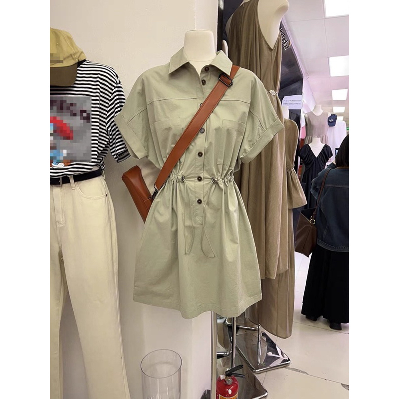 Váy sơmi kaki rút eo cổ đức dáng ngắn