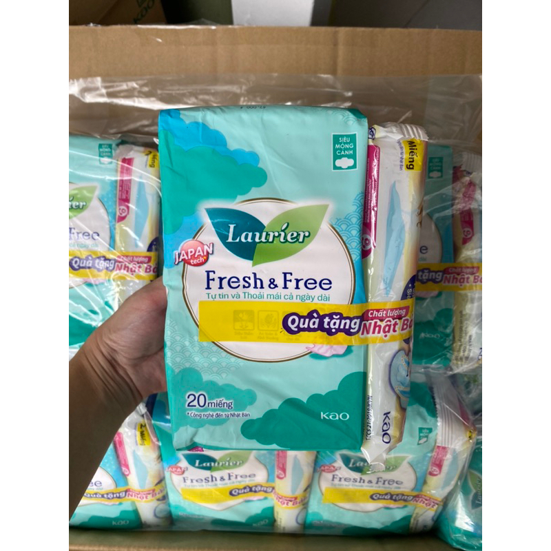 Băng vệ sinh Laurier Fresh&Free ban ngày siêu mỏng cánh 20 miếng