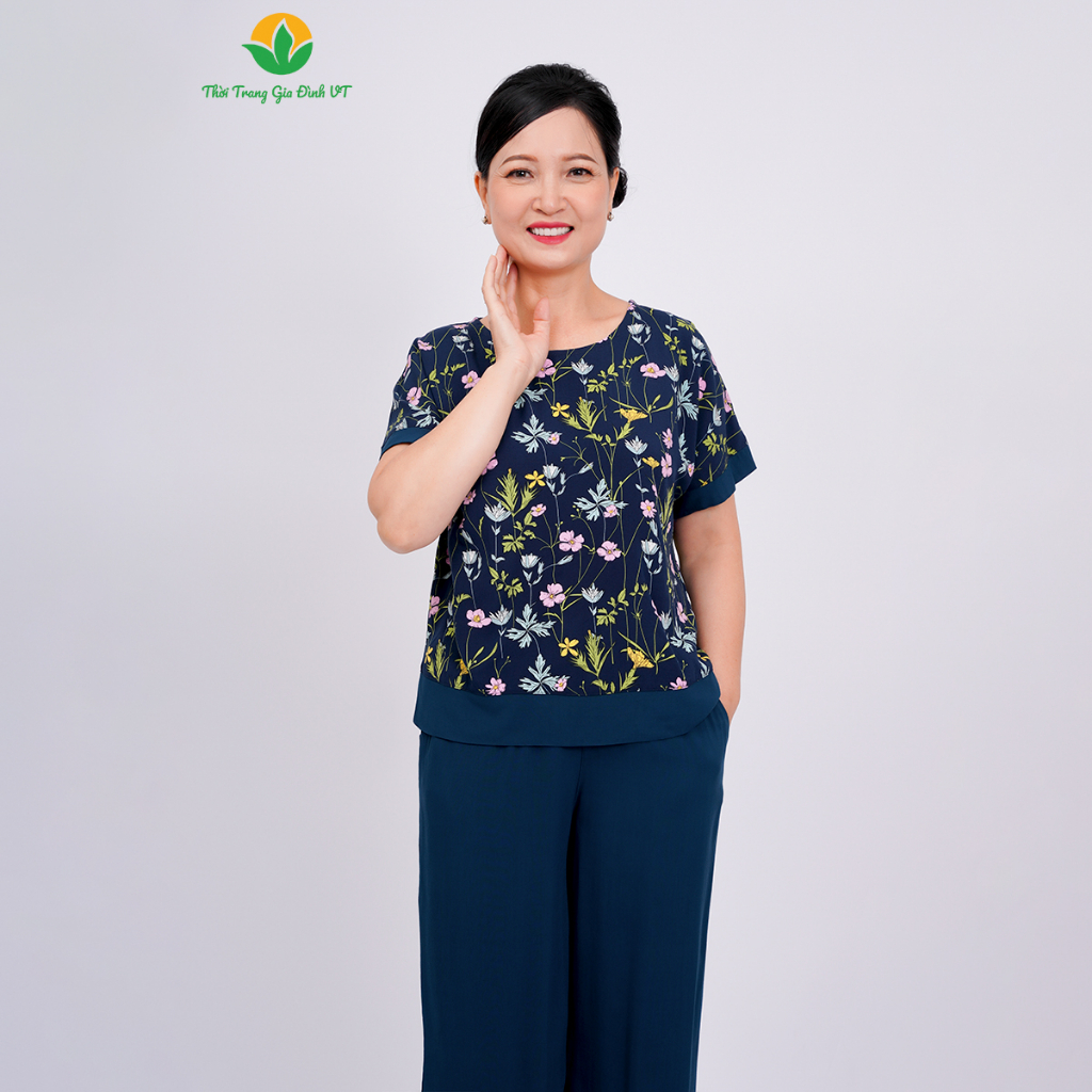 Đồ bộ lanh trung niên thời trang Việt Thắng, quần lửng, áo cộc tay gấu áo phối màu - B08.2312