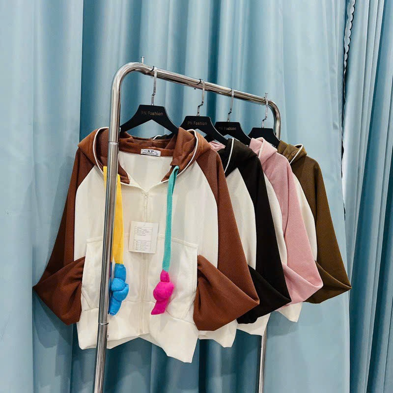 Áo khoác nữ chất LEN GÂN QC tay phối raplan thiết kế nón rộng tay xỏ ngón dây kéo cao - shopmap